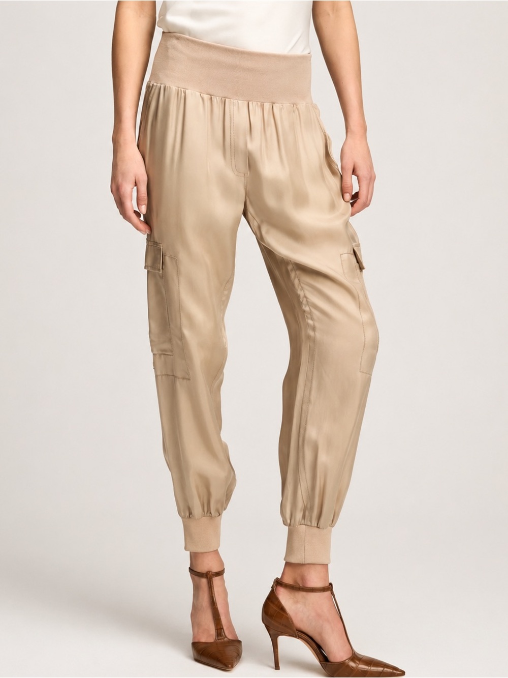 NWT Cinq à Sept Giles Khaki Cupro Cargo Jogger Pants Size XL